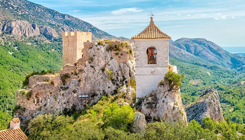 Castell del Riu, Spain